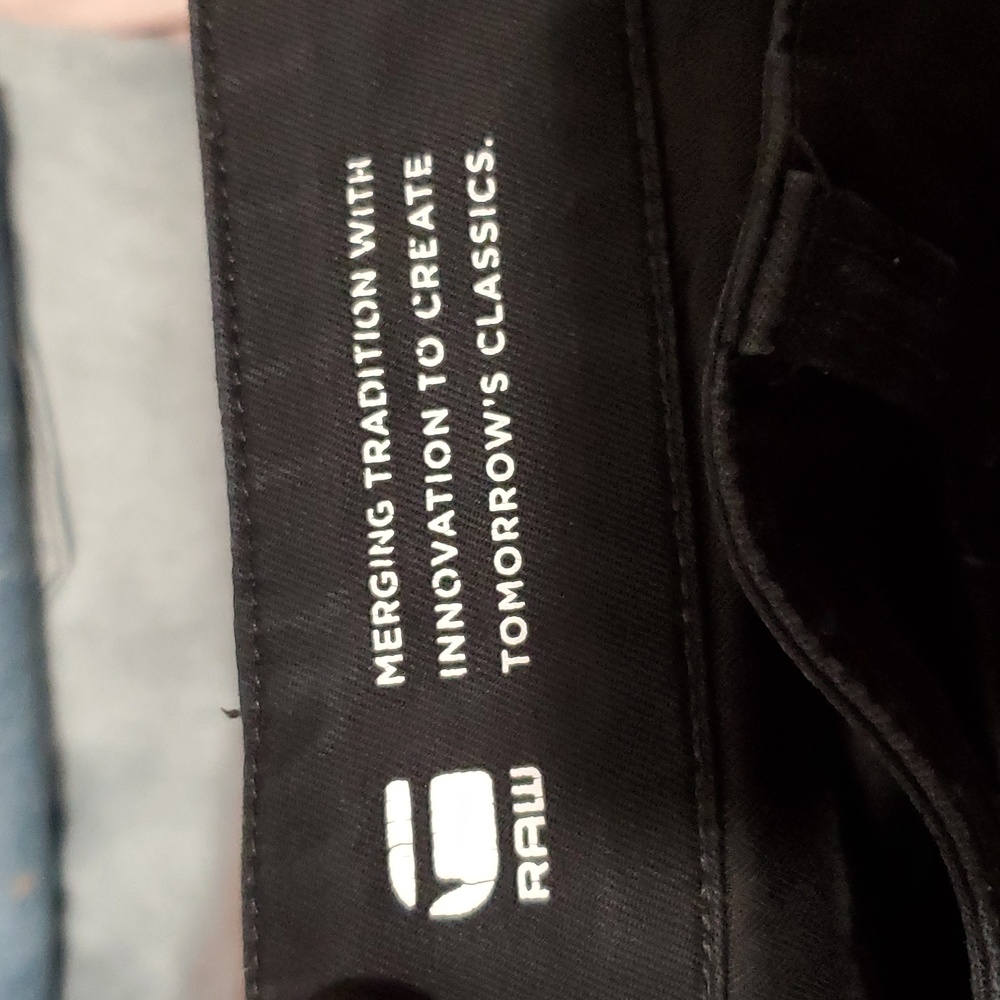 G-Star Dark Cargo Pants for Men - Picture 7 of 11